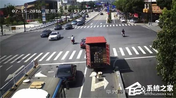 粗心司机忘记锁车：7箱苹果iPhone6s Plus丢了？