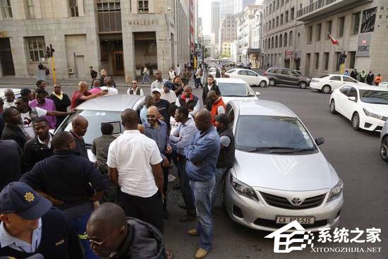 Uber推现金支付服务 激怒了南非出租车司机