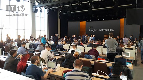 见证惊喜：微软Surface Studio一体机发布会图文实时直播