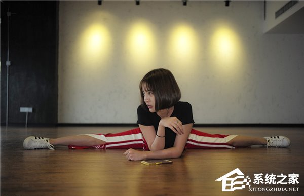 揭秘“网红”生态链：如工厂流水线般打造美女
