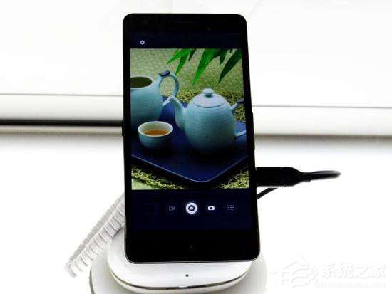 Intel手机芯未死？外媒称x86在中国尚有一线生机