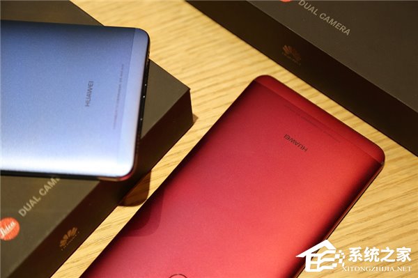 自古红蓝出CP?华为Mate 9玛瑙红/托帕蓝真机图赏