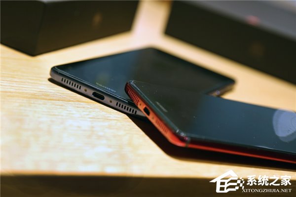自古红蓝出CP?华为Mate 9玛瑙红/托帕蓝真机图赏