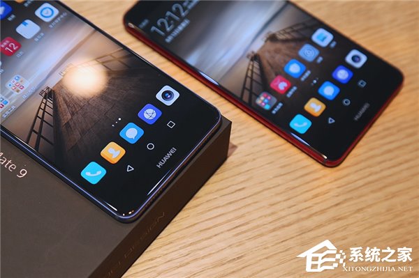 自古红蓝出CP?华为Mate 9玛瑙红/托帕蓝真机图赏