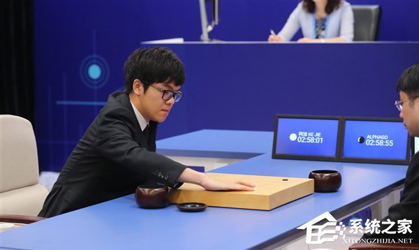 人机大战第三局结束：AlphaGo 3:0横扫柯洁