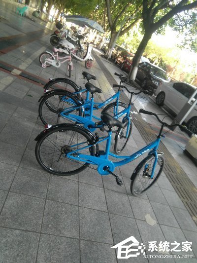 广安也有共享单车了：蓝色ufo共享单车