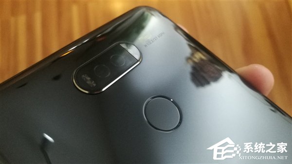 10月16日德国发布！华为Mate 10真机谍照首曝光