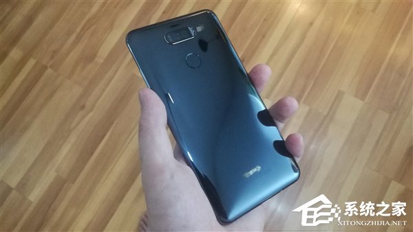 10月16日德国发布！华为Mate 10真机谍照首曝光