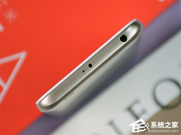 红米5A开箱图赏：599元新神器