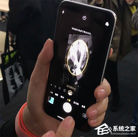 苹果iPhone X好不好？iPhone X真机上手体验