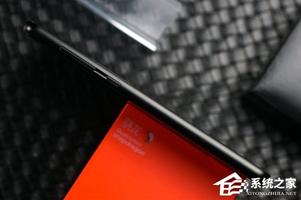 颜值爆表!360 N6 Pro极夜黑开箱图赏