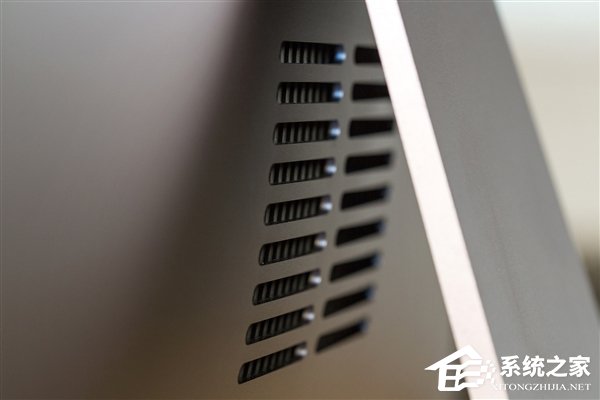 “壕”专属!苹果全新iMac Pro真机图赏