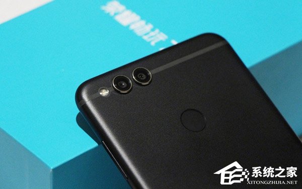 360N6和荣耀畅玩7X买哪个好？华为荣耀畅玩7X和360N6对比评测