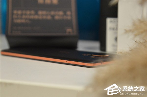 又该充值信仰了！诺基亚全面屏新机Nokia7 Plus真机图赏