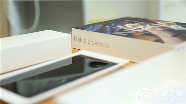 4699元！Nokia 8 Sirocco真机图赏
