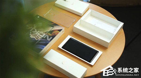 4699元！Nokia 8 Sirocco真机图赏