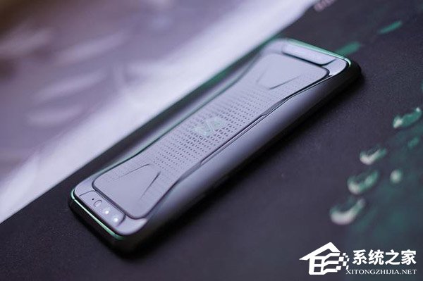 黑鲨游戏手机好不好？小米黑鲨游戏手机上手评测