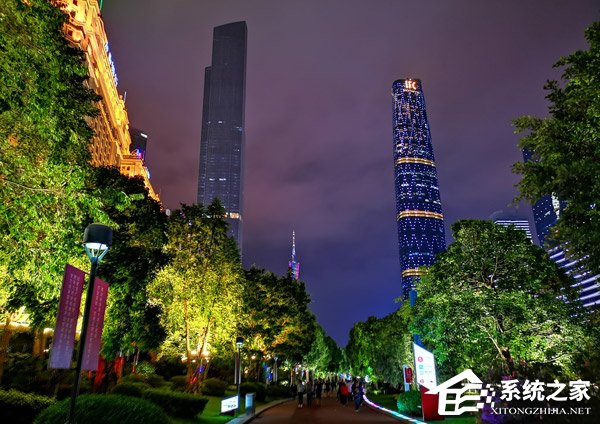 华为P20 Pro拍照好用吗？华为P20 Pro和索尼微单a7II夜拍对比