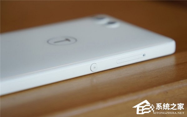 坚果R1买白色还是黑色？坚果R1黑白双色真机对比