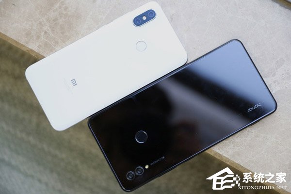 买小米8还是荣耀Note 10？荣耀Note 10和小米8散热对比