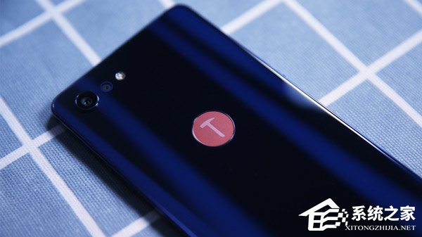 买坚果Pro 2S还是小米8 SE？小米8 SE和坚果Pro 2S对比评测