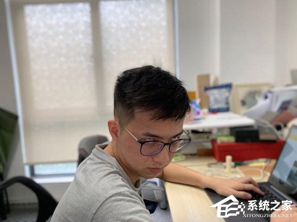 iPhone XR值不值得买?iPhone XR真机上手