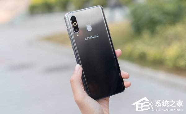 三星A8s值不值得买？Galaxy A8s真机评测