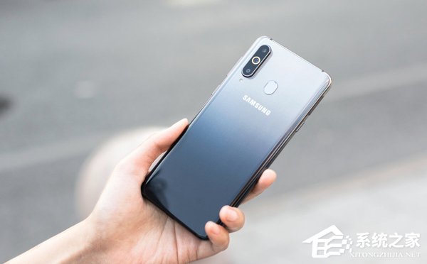 三星A8s值不值得买？Galaxy A8s真机评测