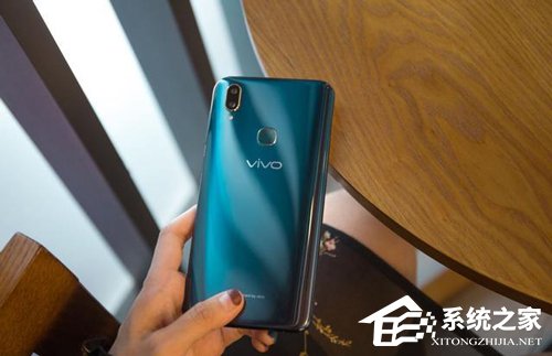 诺基亚X71值得买吗?Nokia X71和vivo Z3对比评测