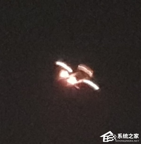 报道称波音767飞行途中起火