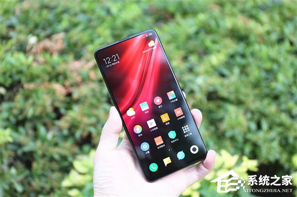 卢伟冰：红米K20系列上线“魔法换天”功能
