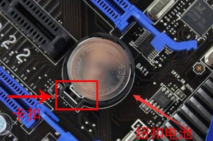 电脑开不了机,风扇总是转一下停一下