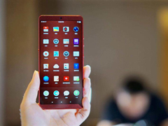 坚果Pro 2怎么样？酒红色版坚果Pro 2上手评测