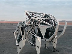 CES 2018：Furrion公司展出纯手动操控的巨型机器人（附相关视频）