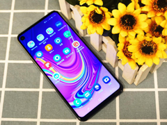 Galaxy A8s手机值得买吗？三星A8s手机上手体验评测