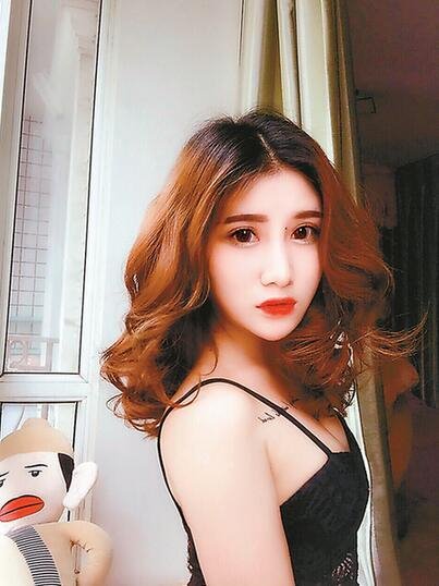 网红女主播单调乏味隐形工作量大：没时间谈恋爱