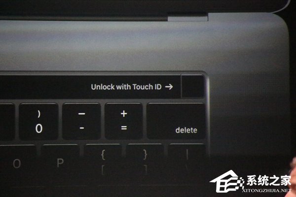 苹果发布2016款MacBook Pro：Touch Bar亮相，13/15英寸双版本
