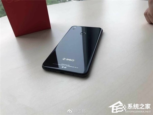 苹果要出二代iPhone se？也是假的！