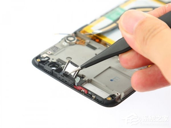 一加5拆解图赏：三层设计+模块化组建
