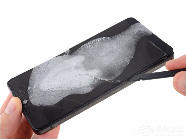 坏了就扔掉吧！Essential Phone被iFixit评为全球最难修的手机