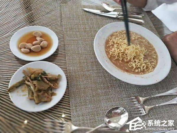 18年来皆如此？马云吃方便面和咸菜引网友热议