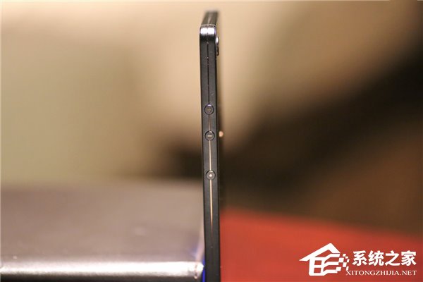 锤子新机坚果Pro 2值得买吗？坚果Pro 2细红线版真机评测