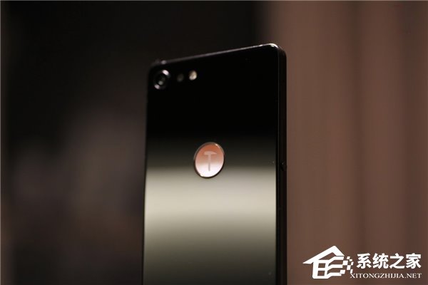 锤子新机坚果Pro 2值得买吗？坚果Pro 2细红线版真机评测