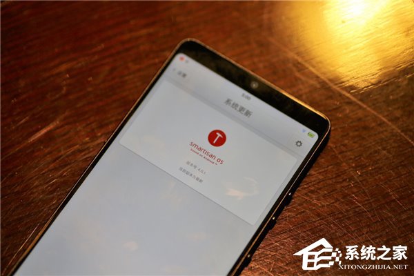 锤子新机坚果Pro 2值得买吗？坚果Pro 2细红线版真机评测