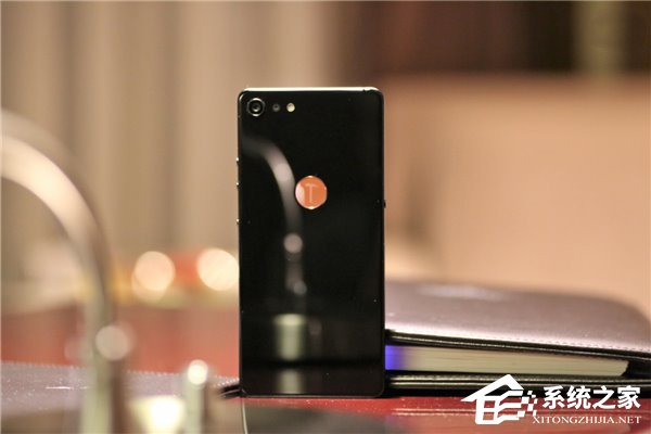 锤子新机坚果Pro 2值得买吗？坚果Pro 2细红线版真机评测