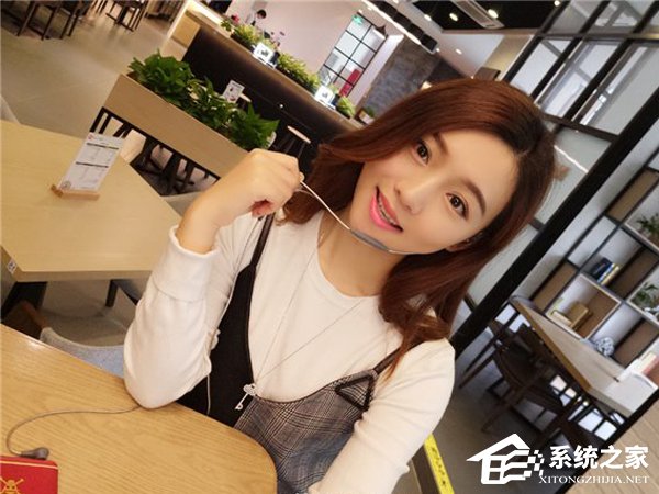 透明壳体设计！魅蓝未发布旗舰耳机遭美女员工曝光
