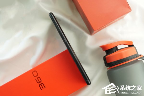1399元起！燧石黑版360手机N6开箱图赏