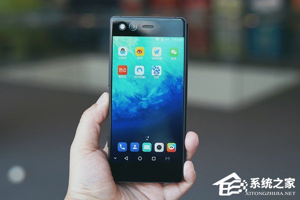 1月20日正式开卖!中兴天机Axon M国行版真机图赏