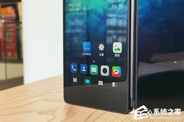 1月20日正式开卖!中兴天机Axon M国行版真机图赏