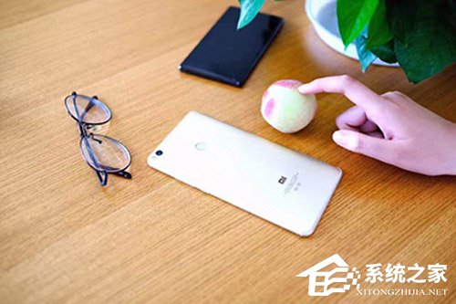 买荣耀畅玩7X还是小米Max2？小米Max2和华为荣耀畅玩7X区别对比